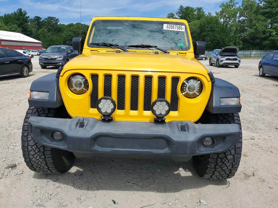 63987586 :رقم المزاد ، 1C4HJXDG6JW297614 vin ، 2018 Jeep Wrangler Unlimited مزاد بيع