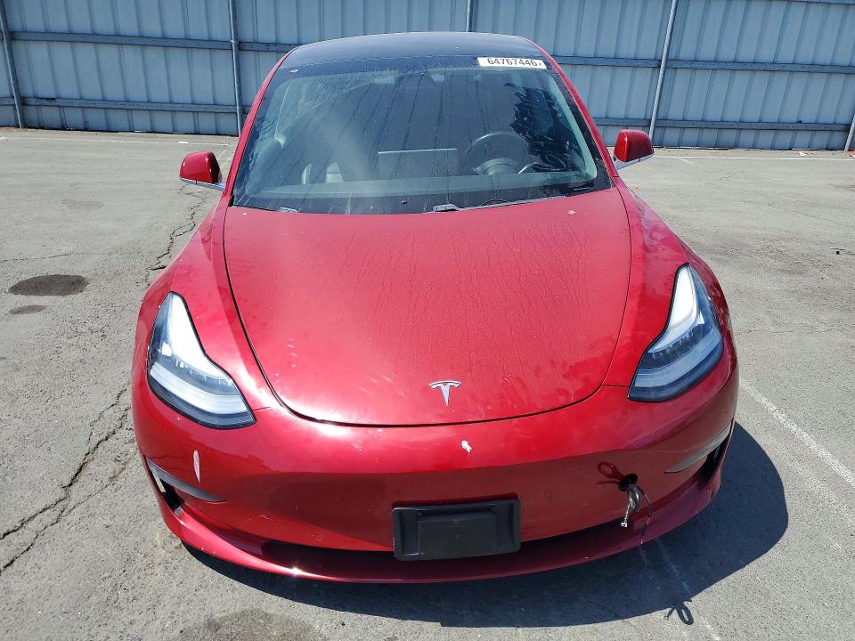 64767446 :رقم المزاد ، 5YJ3E1EA9KF308570 vin ، 2019 Tesla Model 3 مزاد بيع