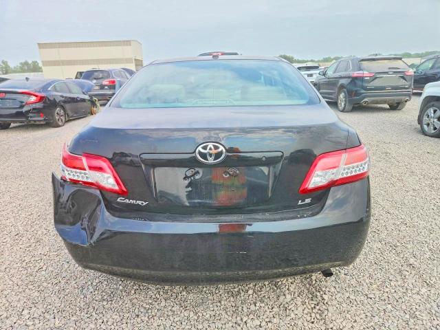 63928296 :رقم المزاد ، 4T4BF3EK3BR103266 vin ، 2011 Toyota Camry مزاد بيع