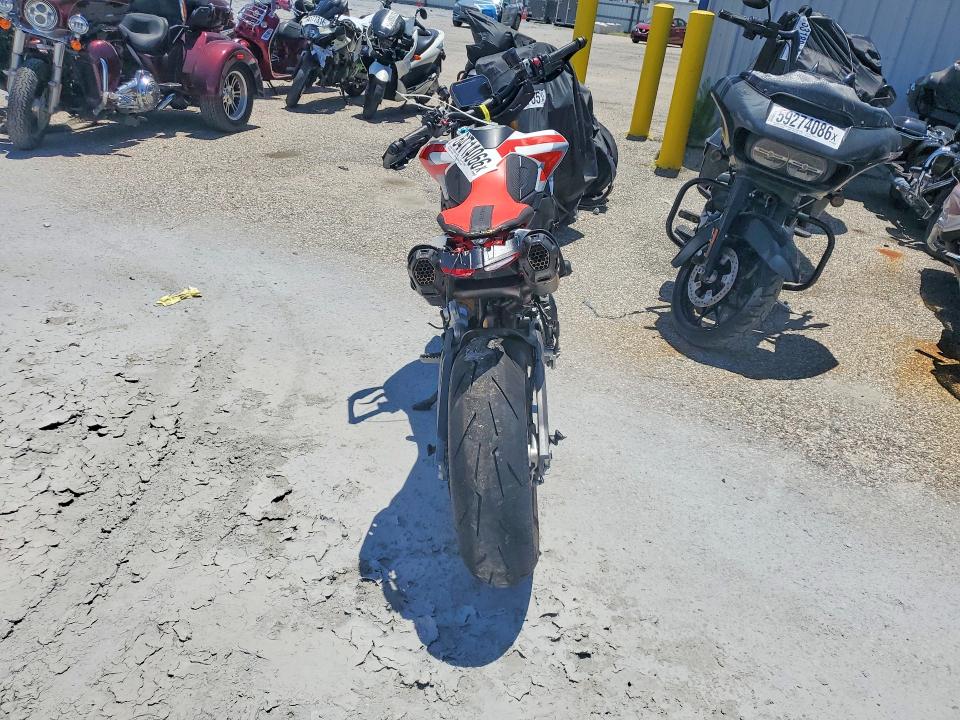 Продаж на аукціоні авто 2026 Ducati Hypermotard, vin: ZDMBAU8T3TB001362, номер лоту: 64714066