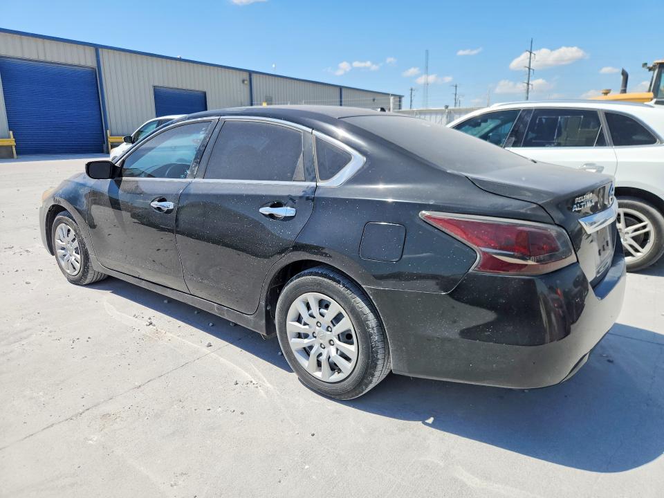 2015 Nissan Altima მანქანა იყიდება აუქციონზე, vin: 1N4AL3AP8FN326610, აუქციონის ნომერი: 62901456
