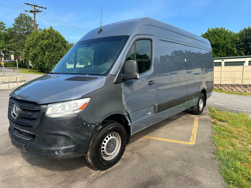 62896616 :رقم المزاد ، WD4PF1CD4KT012340 vin ، 2019 Mercedes-benz Sprinter مزاد بيع