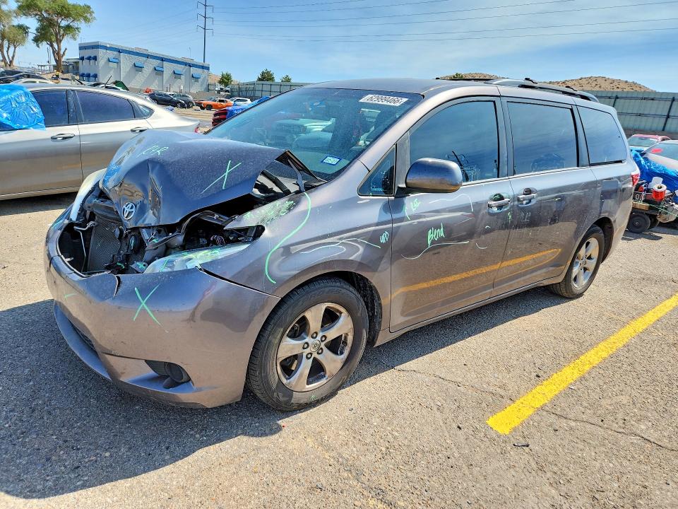 Aukcja sprzedaży 2016 Toyota Sienna, vin: 5TDKK3DC6GS727806, numer aukcji: 62999466