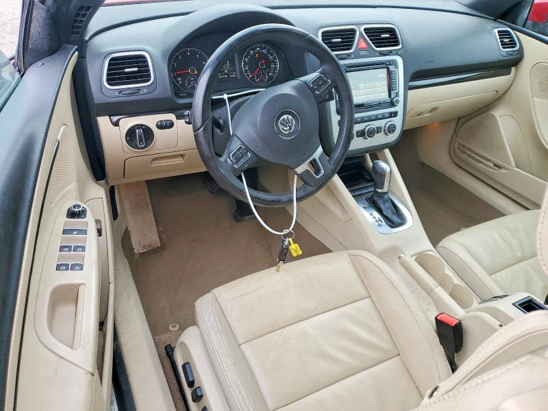 2013 Volkswagen Eos მანქანა იყიდება აუქციონზე, vin: WVWFW8AH4DV003701, აუქციონის ნომერი: 66227336