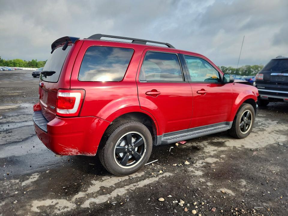 Продажа на аукционе авто 2009 Ford Escape, vin: 1FMCU93G39KC58203, номер лота: 63654256