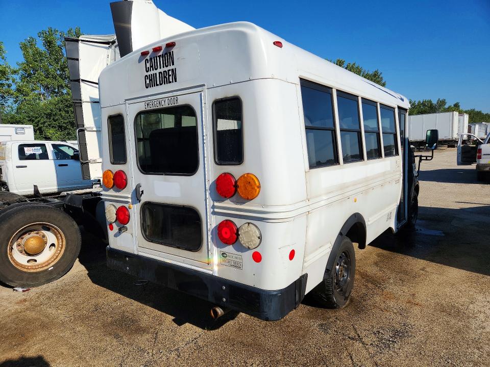 66704076 :رقم المزاد ، 1FDCR5PM2FKA92388 vin ، 2015 Ford Transit مزاد بيع
