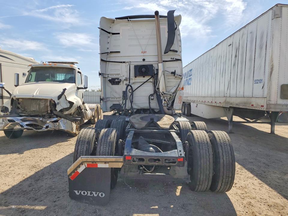 2021 Volvo Vnl მანქანა იყიდება აუქციონზე, vin: 4V4NC9EH3MN275018, აუქციონის ნომერი: 64084856