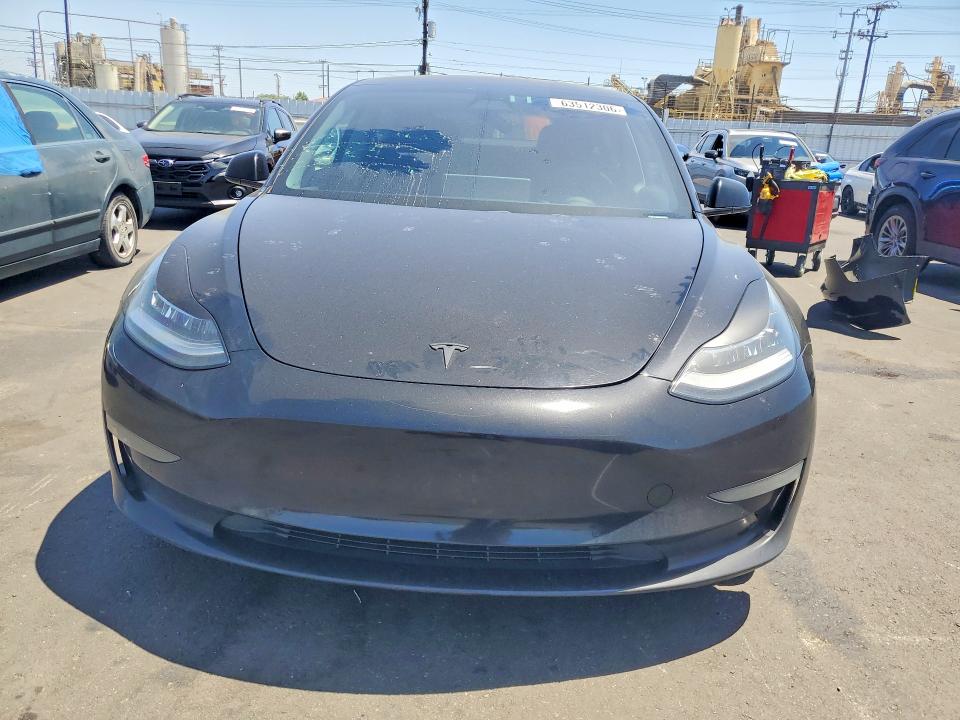 Продаж на аукціоні авто 2018 Tesla Model 3, vin: 5YJ3E1EB6JF084682, номер лоту: 63512306