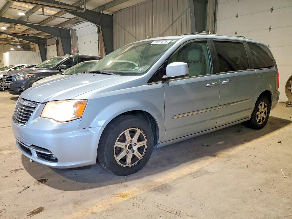 Продаж на аукціоні авто 2013 Chrysler Town & Country, vin: 2C4RC1BG0DR577945, номер лоту: 64923816