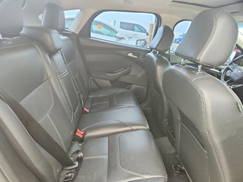 63664246 :رقم المزاد ، 1FADP3N20FL215304 vin ، 2015 Ford Focus مزاد بيع
