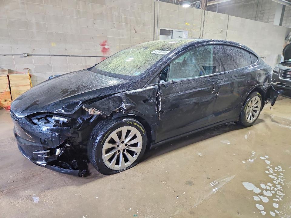 2018 Tesla Model X მანქანა იყიდება აუქციონზე, vin: 5YJXCAE26JF104047, აუქციონის ნომერი: 64746256