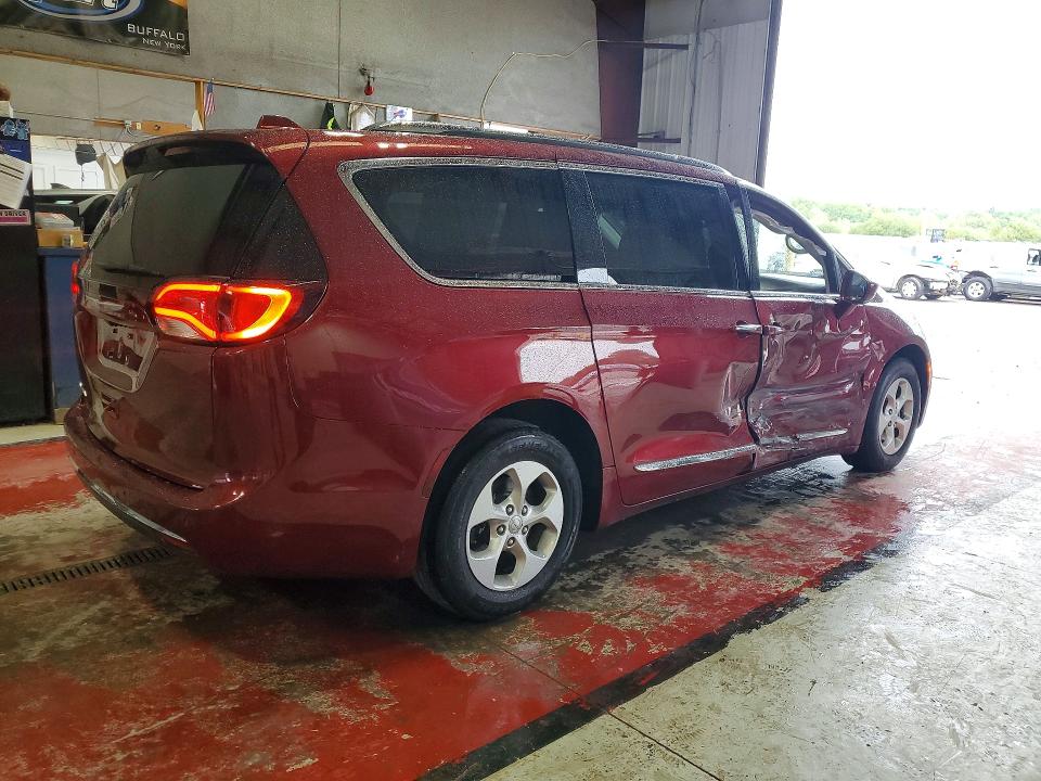 Продажа на аукционе авто 2017 Chrysler Pacifica, vin: 2C4RC1EG8HR542488, номер лота: 66067276