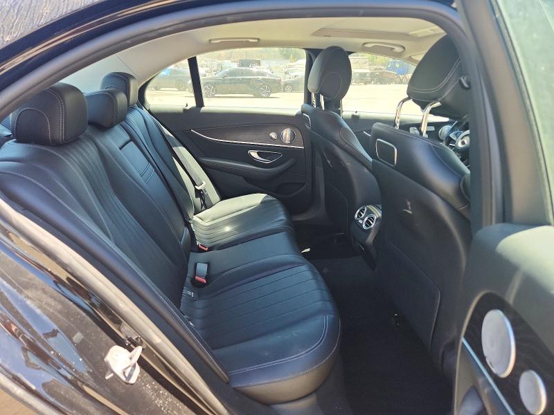65204296 :رقم المزاد ، WDDZF4JB0JA315492 vin ، 2018 Mercedes-benz E مزاد بيع