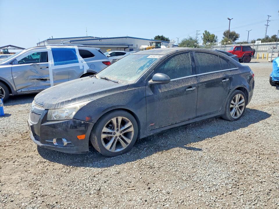 64593736 :رقم المزاد ، 1G1PG5SB3E7423684 vin ، 2014 Chevrolet Cruze مزاد بيع