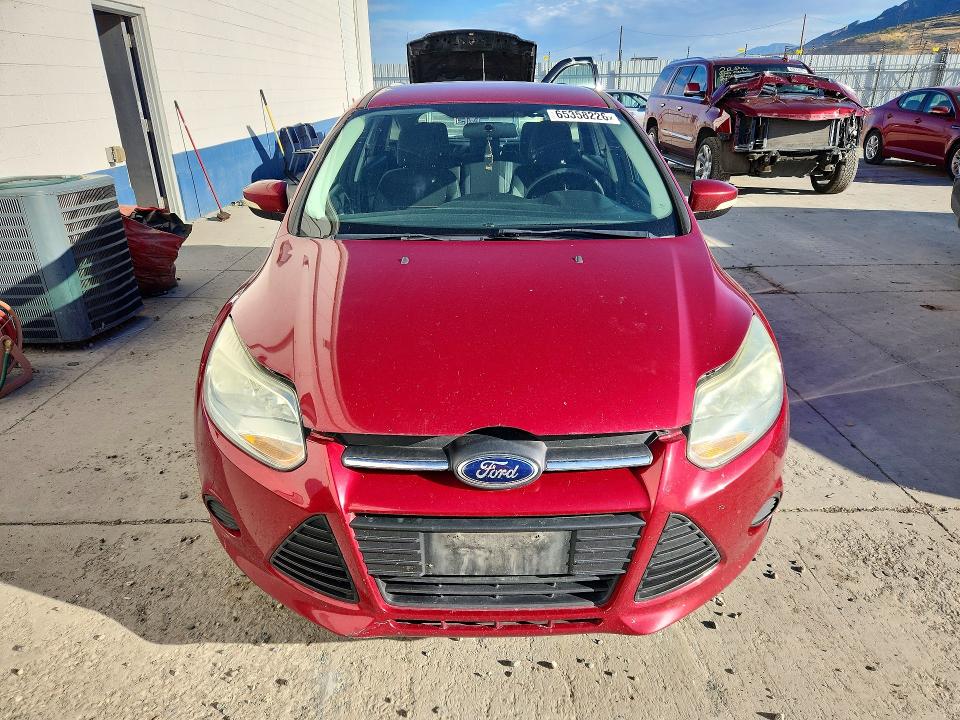 65358226 :رقم المزاد ، 1FADP3K24EL327381 vin ، 2014 Ford Focus مزاد بيع
