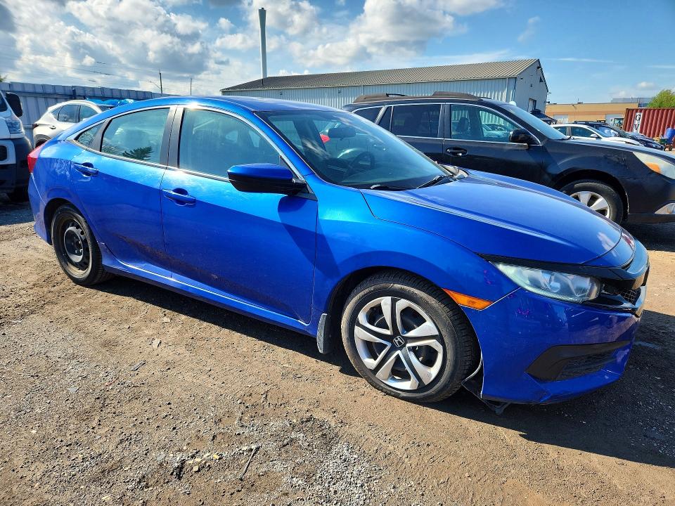 65084916 :رقم المزاد ، 2HGFC2F5XJH012235 vin ، 2018 Honda Civic مزاد بيع