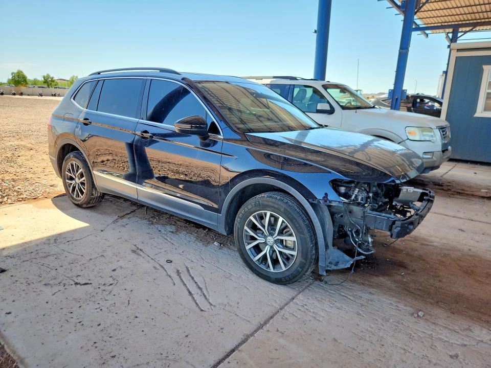 Продажа на аукционе авто 2018 Volkswagen Tiguan, vin: 3VV2B7AX2JM206282, номер лота: 66129486