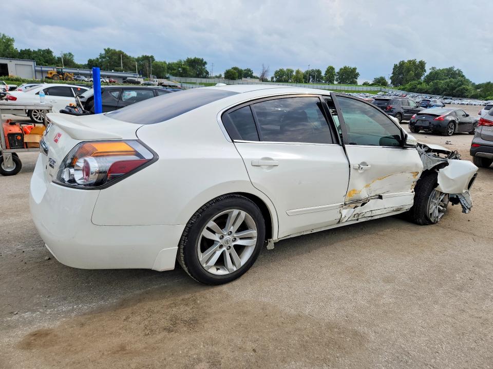 Продаж на аукціоні авто 2011 Nissan Altima, vin: 1N4BL2AP5BN406441, номер лоту: 64021946