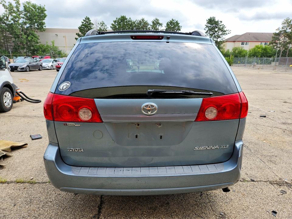 Продажа на аукционе авто 2008 Toyota Sienna, vin: 5TDZK22C08S174194, номер лота: 63607226
