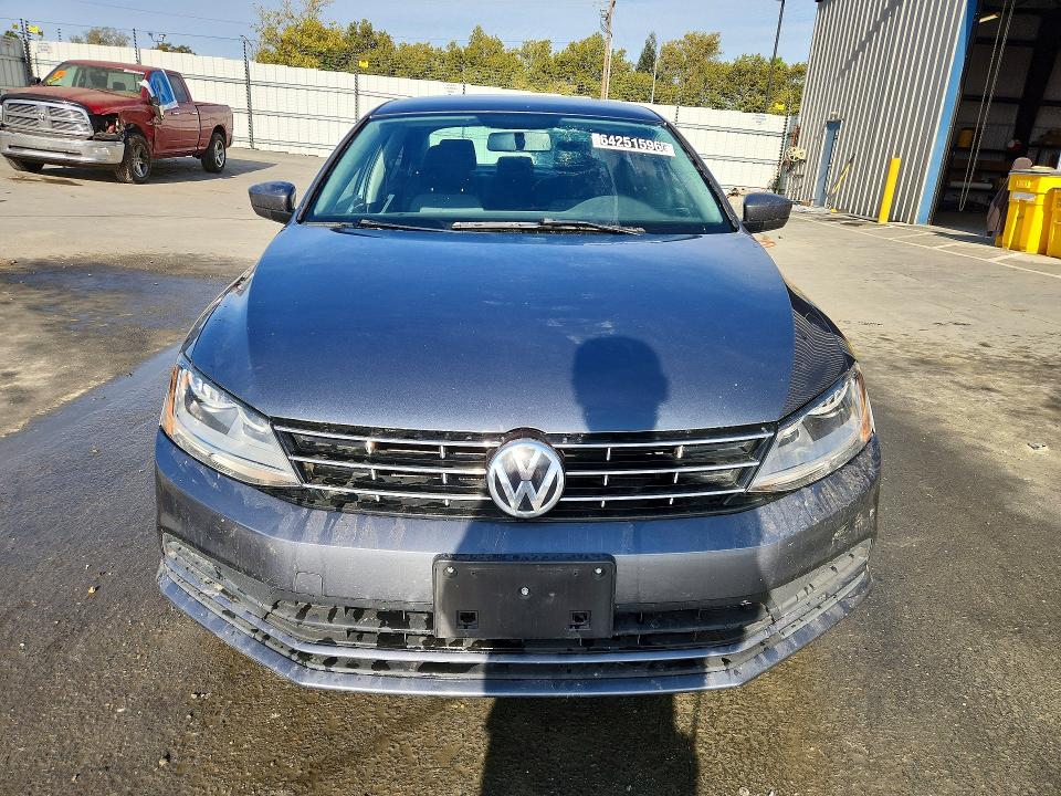 Aukcja sprzedaży 2018 Volkswagen Jetta, vin: 3VW2B7AJ9JM215312, numer aukcji: 64251596