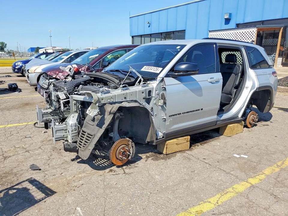 Продажа на аукционе авто 2023 Jeep Grand Cherokee, vin: 1C4RJHAG2PC579919, номер лота: 63834126