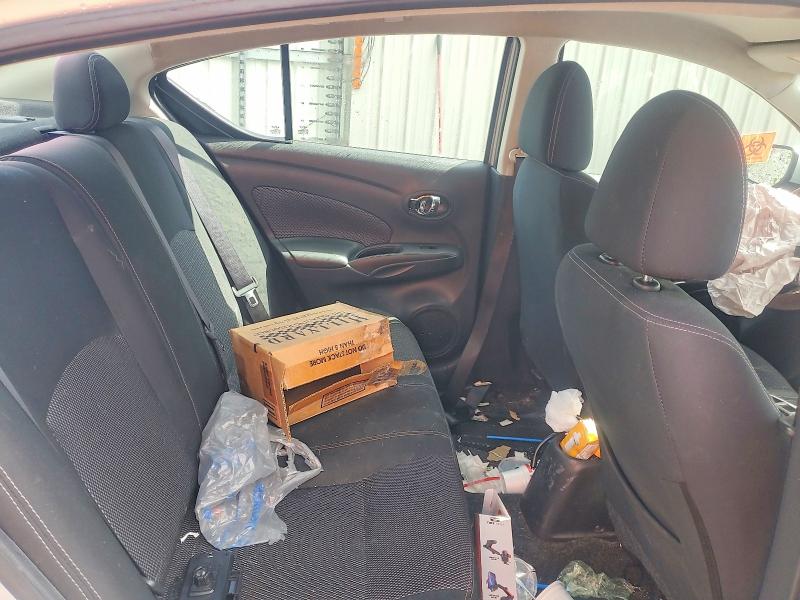 Продаж на аукціоні авто 2018 Nissan Versa, vin: 3N1CN7AP5JK427660, номер лоту: 63874826