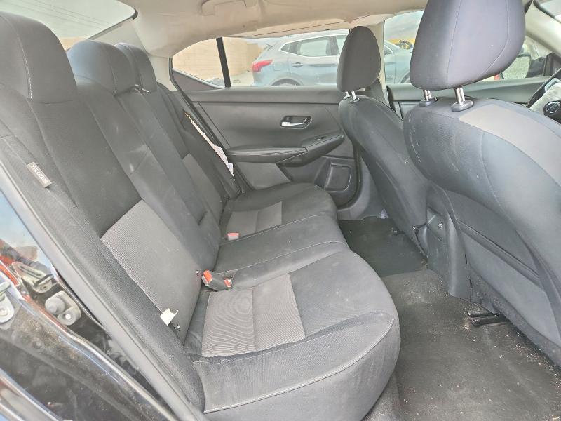 64795306 :رقم المزاد ، 3N1AB8CV0MY210200 vin ، 2021 Nissan Sentra مزاد بيع