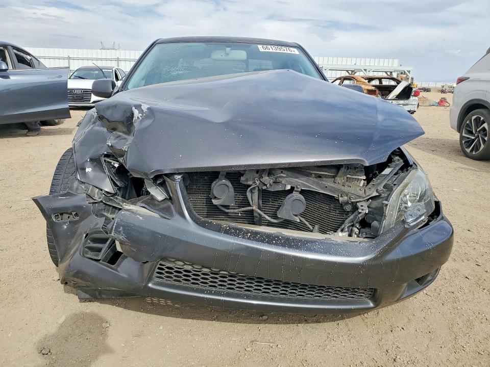 2004 Lexus Is მანქანა იყიდება აუქციონზე, vin: JTHBD192040084557, აუქციონის ნომერი: 66139576