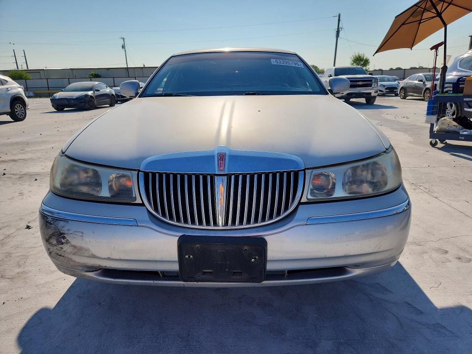 Продажа на аукционе авто 1998 Lincoln Town Car, vin: 1LNFM82W9WY722961, номер лота: 63395796