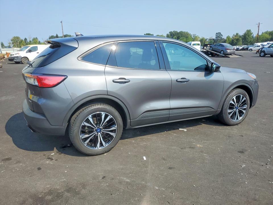 Продажа на аукционе авто 2021 Ford Escape, vin: 1FMCU9G61MUA45796, номер лота: 64795906