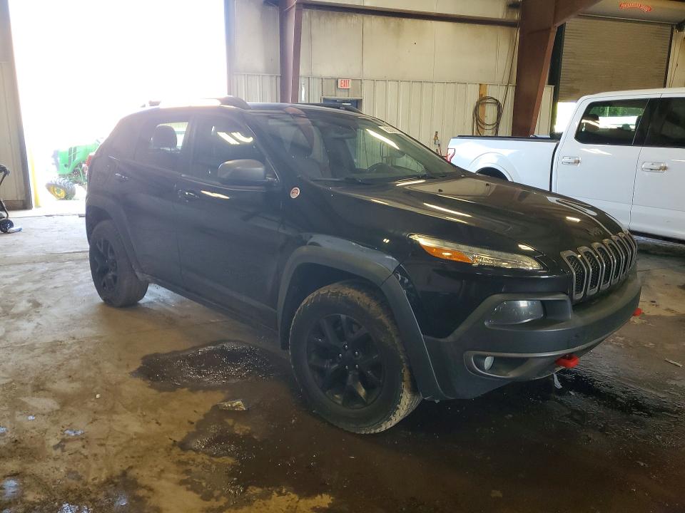63396756 :رقم المزاد ، 1C4PJMBS4FW647279 vin ، 2015 Jeep Cherokee مزاد بيع