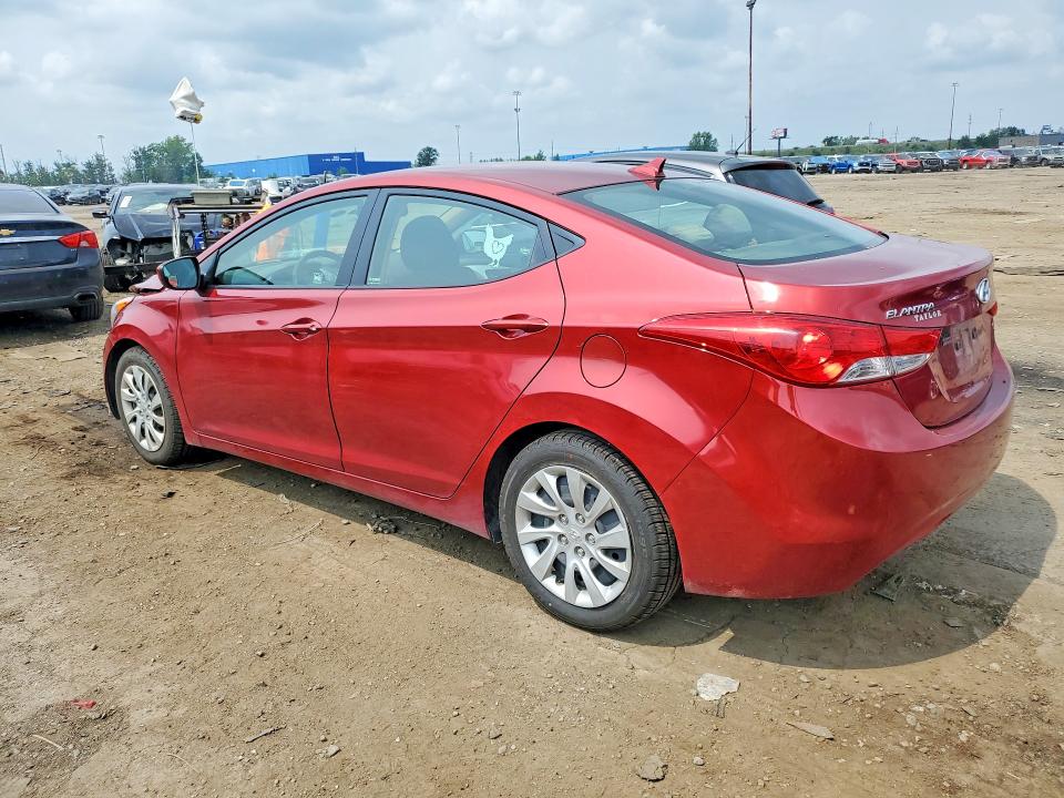 2013 Hyundai Elantra მანქანა იყიდება აუქციონზე, vin: 5NPDH4AE3DH174827, აუქციონის ნომერი: 64898726