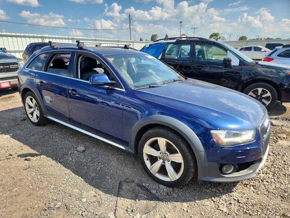 66792256 :رقم المزاد ، WA1UFAFL0FA121650 vin ، 2015 Audi A4 Allroad مزاد بيع