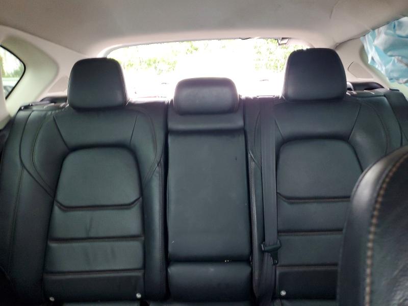 62962726 :رقم المزاد ، JM3KFBDL5H0201774 vin ، 2017 Mazda Cx-5 مزاد بيع