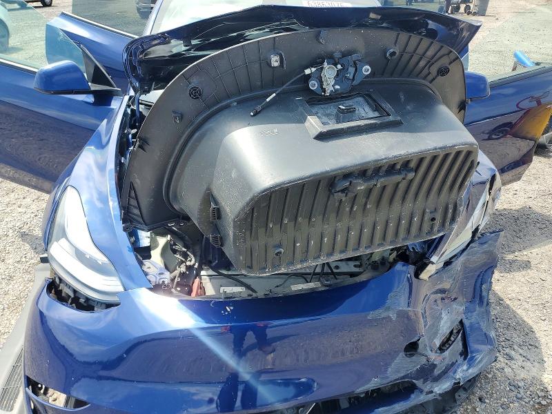 63863076 :رقم المزاد ، 5YJYGDEE5MF065914 vin ، 2021 Tesla Model Y مزاد بيع