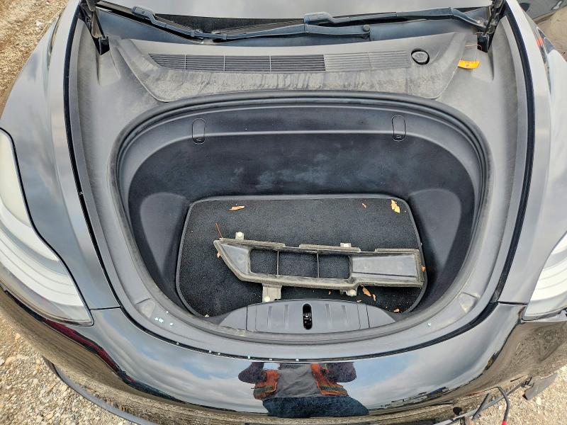 Продажа на аукционе авто 2018 Tesla Model 3, vin: 5YJ3E1EA0JF151980, номер лота: 64196576