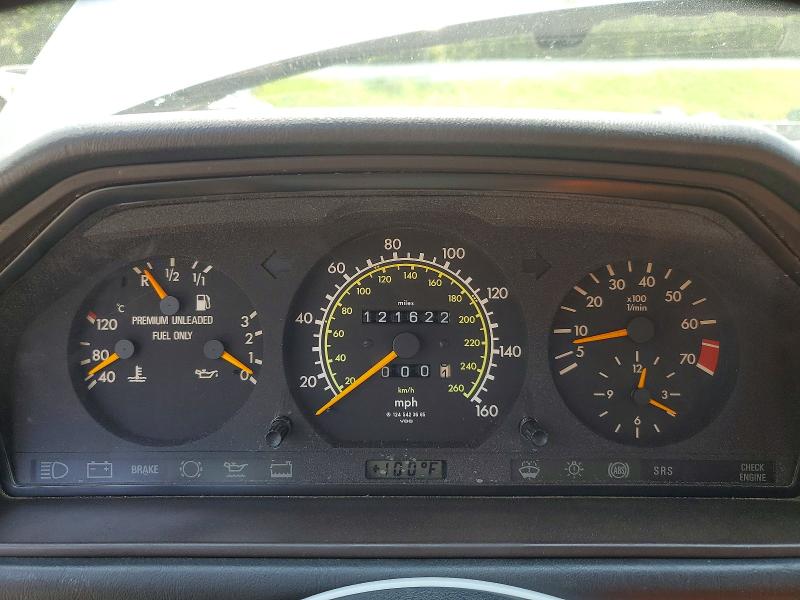 1993 Mercedes-benz 300 მანქანა იყიდება აუქციონზე, vin: WDBEA52E7PB993468, აუქციონის ნომერი: 64787306