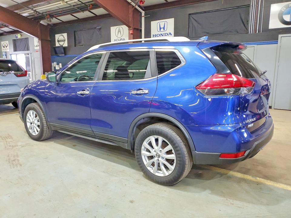 Продаж на аукціоні авто 2017 Nissan Rogue, vin: 5N1AT2MV0HC853405, номер лоту: 64004716