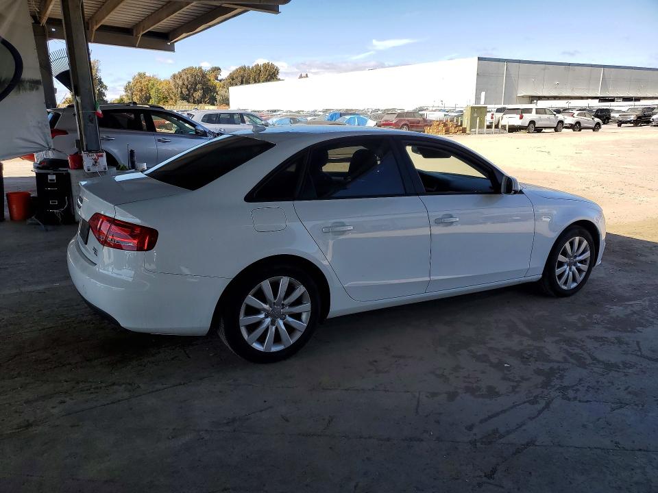 Продажа на аукционе авто 2012 Audi A4, vin: WAUBFAFL8CN004123, номер лота: 65002276