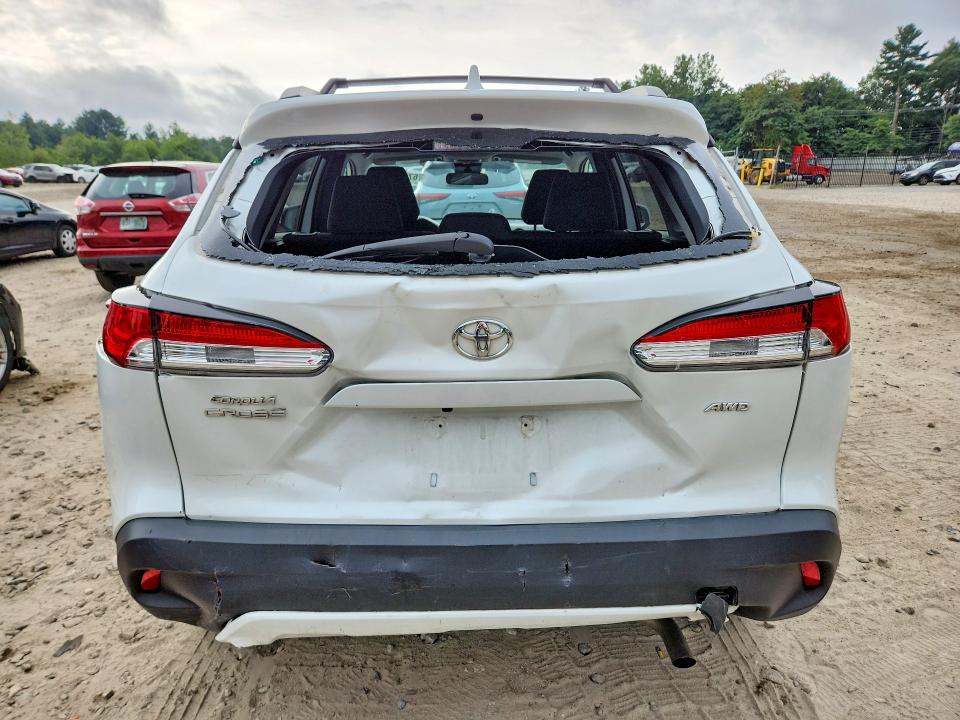 Продажа на аукционе авто 2022 Toyota Corolla Cross, vin: 7MUBAABGXNV008185, номер лота: 67061526