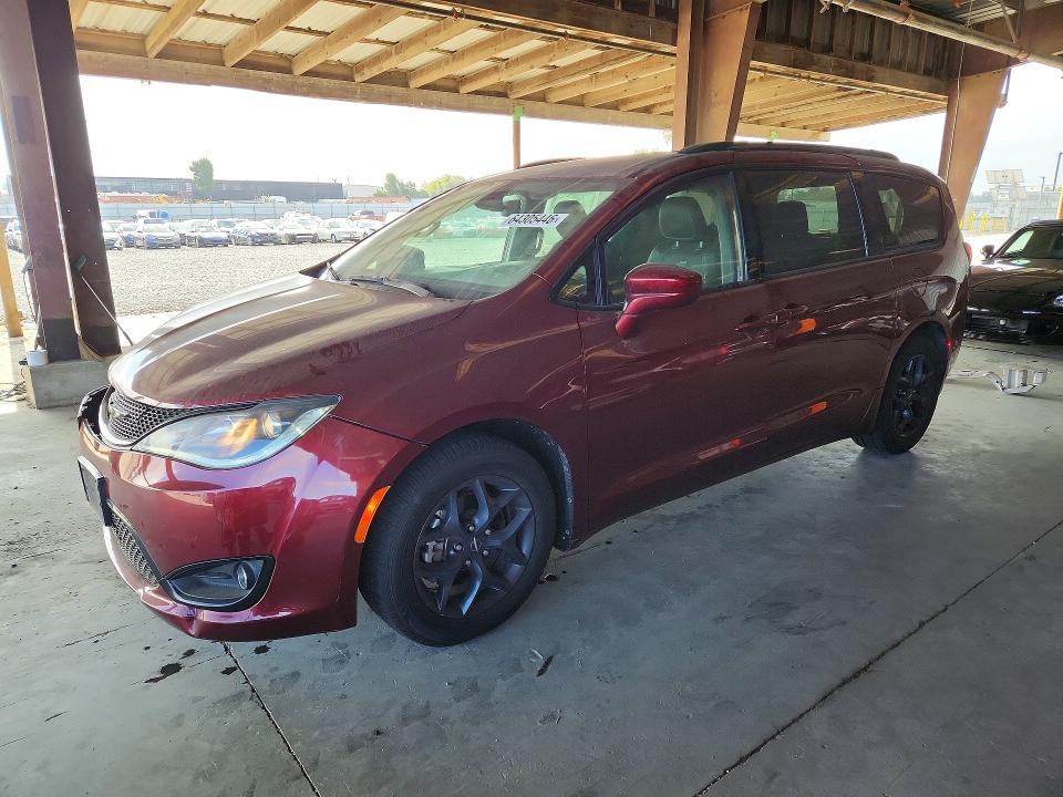 Продажа на аукционе авто 2020 Chrysler Pacifica, vin: 2C4RC1BG3LR113093, номер лота: 64305446