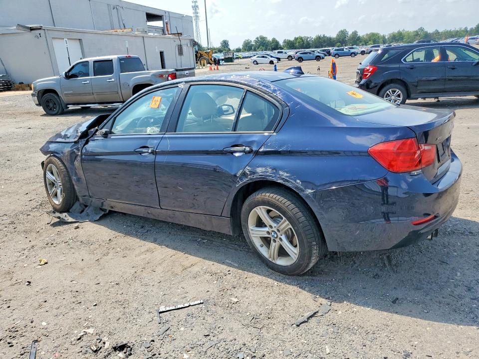 64685856 :رقم المزاد ، WBA3B5G50DNS00887 vin ، 2013 Bmw 328 مزاد بيع