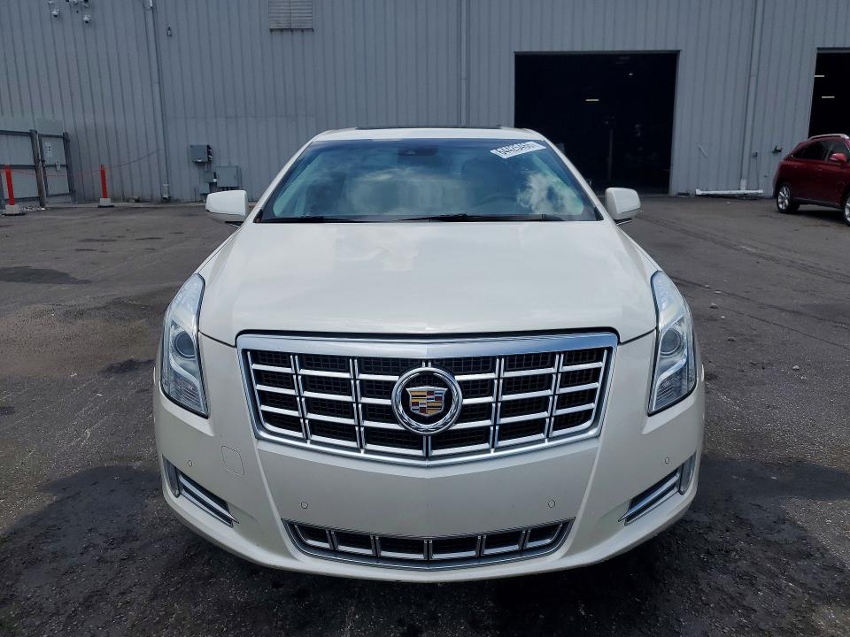 64425466 :رقم المزاد ، 2G61M5S39F9146122 vin ، 2015 Cadillac Xts مزاد بيع