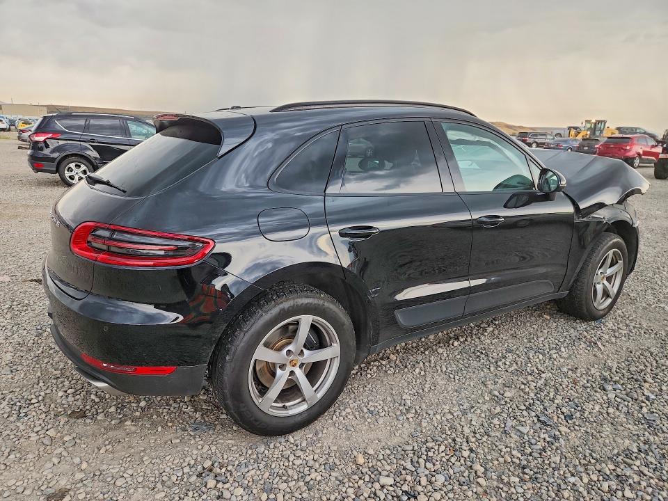 67146666 :رقم المزاد ، WP1AA2A55HLB82598 vin ، 2017 Porsche Macan مزاد بيع