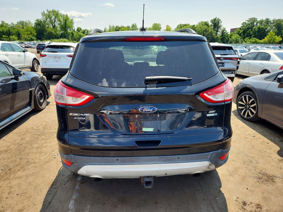 2014 Ford Escape მანქანა იყიდება აუქციონზე, vin: 1FMCU9G95EUB11049, აუქციონის ნომერი: 64484786