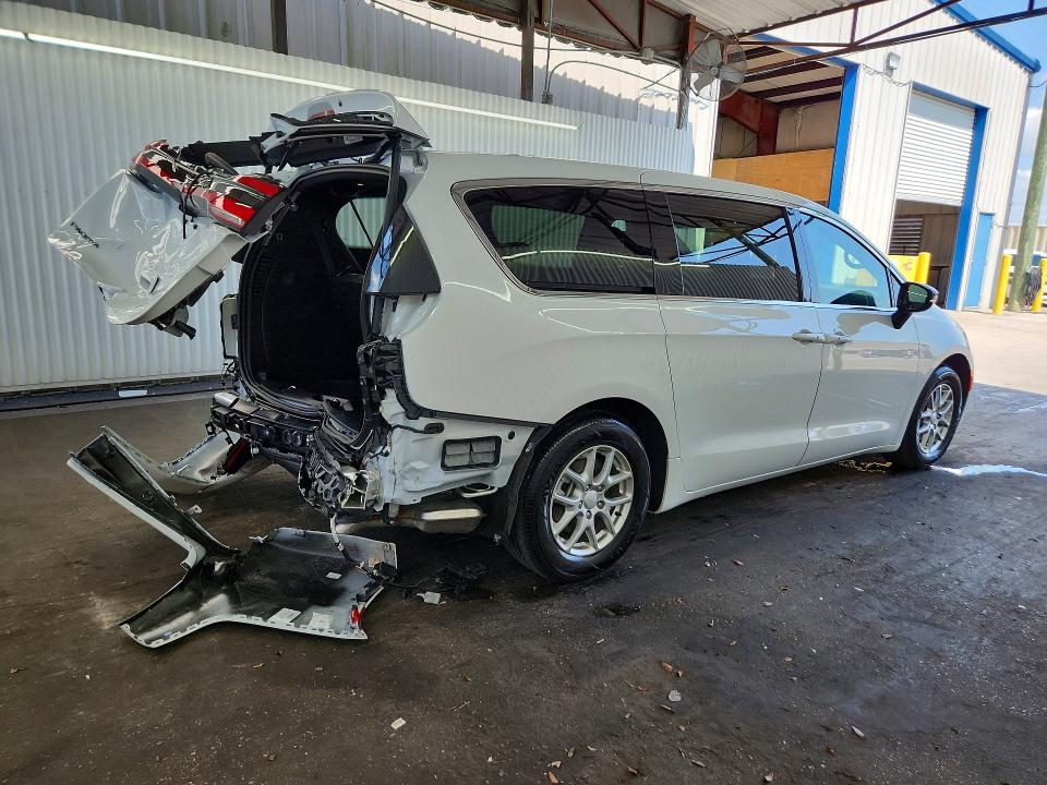 Aukcja sprzedaży 2027 Chrysler Pacifica, vin: 2C4RC1BG1VR568284, numer aukcji: 65283576