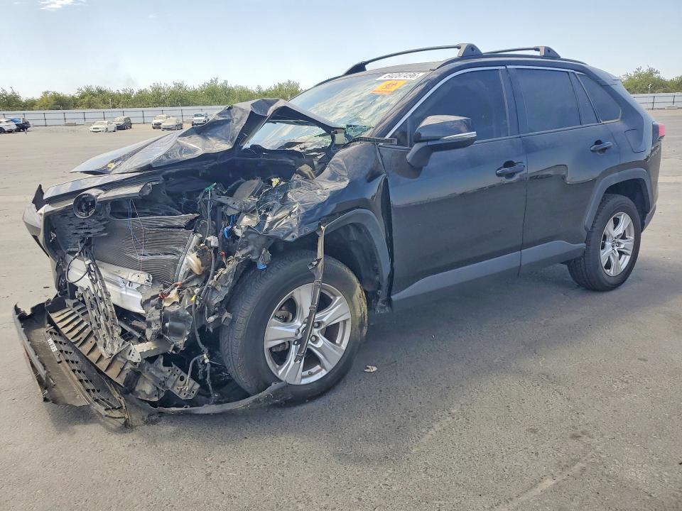 Продажа на аукционе авто 2019 Toyota Rav4, vin: JTMP1RFVXKD026409, номер лота: 64287496