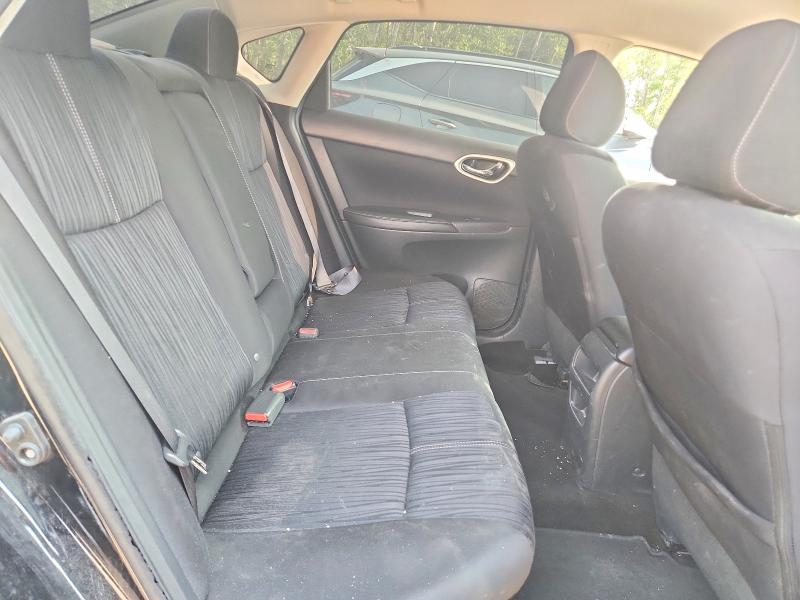 2017 Nissan Sentra მანქანა იყიდება აუქციონზე, vin: 3N1AB7AP7HL672299, აუქციონის ნომერი: 64257926