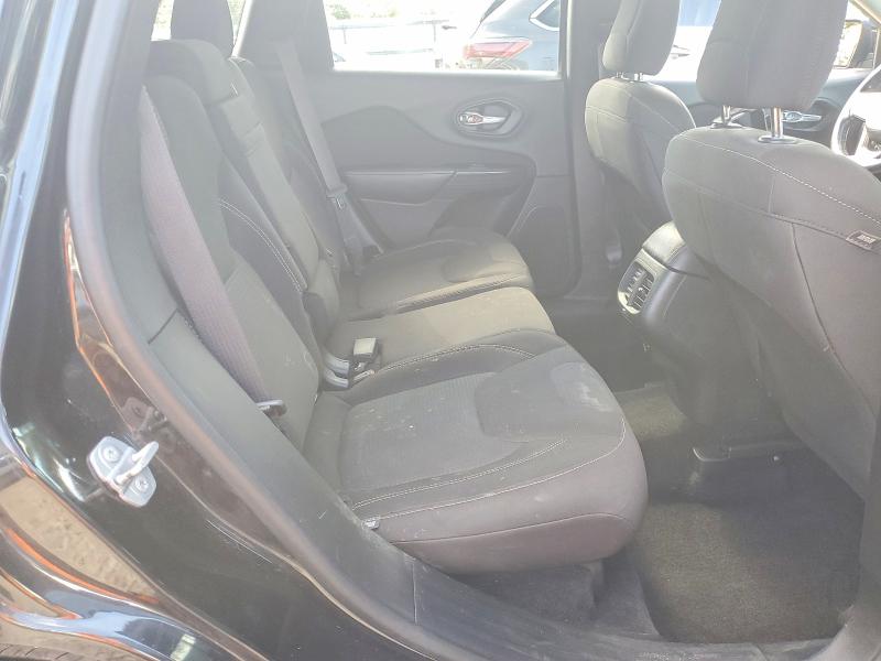 63684106 :رقم المزاد ، 1C4PJMCS6FW753196 vin ، 2015 Jeep Cherokee مزاد بيع
