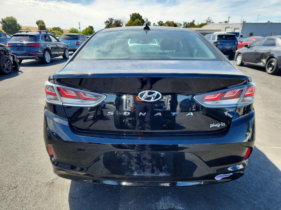 Продажа на аукционе авто 2019 Hyundai Sonata Plug-in Hybrid, vin: KMHE54L24KA091424, номер лота: 66740946